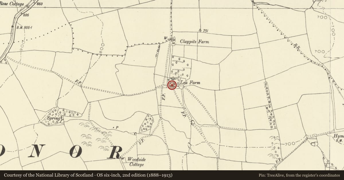Ordnance Survey six-inch map, 2nd edition (1888–1913) covering the location of Cowshed 20m S of Lea Farmhouse, New Radnor, Powys, with a pin at the register's coordinates