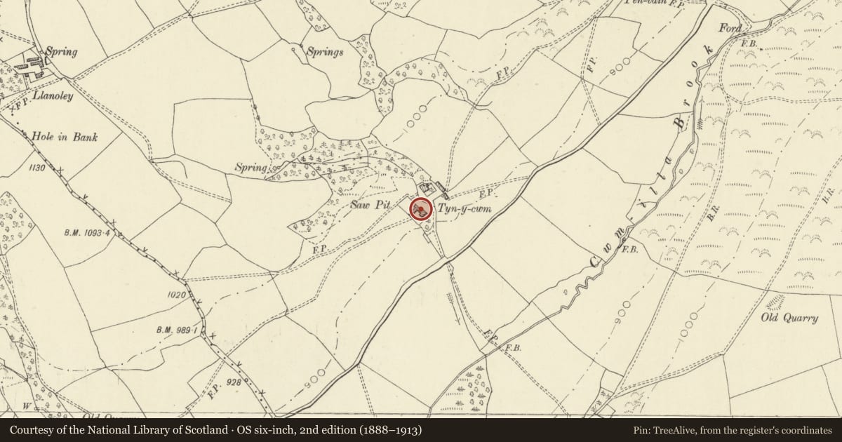 Ordnance Survey six-inch map, 2nd edition (1888–1913) covering the location of Barn Range to SW of Tyn-y-Cwm, Gladestry, Powys, with a pin at the register's coordinates