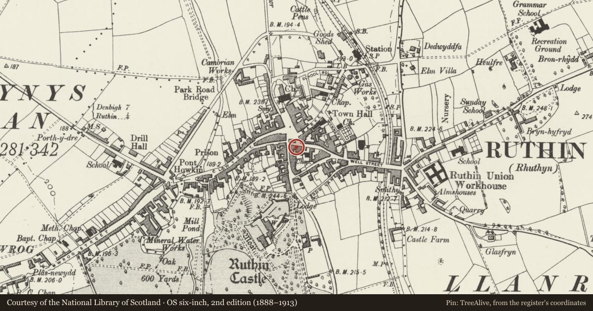 Ordnance Survey six-inch map, 2nd edition (1888–1913) covering the location of 2 Well Street, Ruthin, Denbighshire, with a pin at the register's coordinates