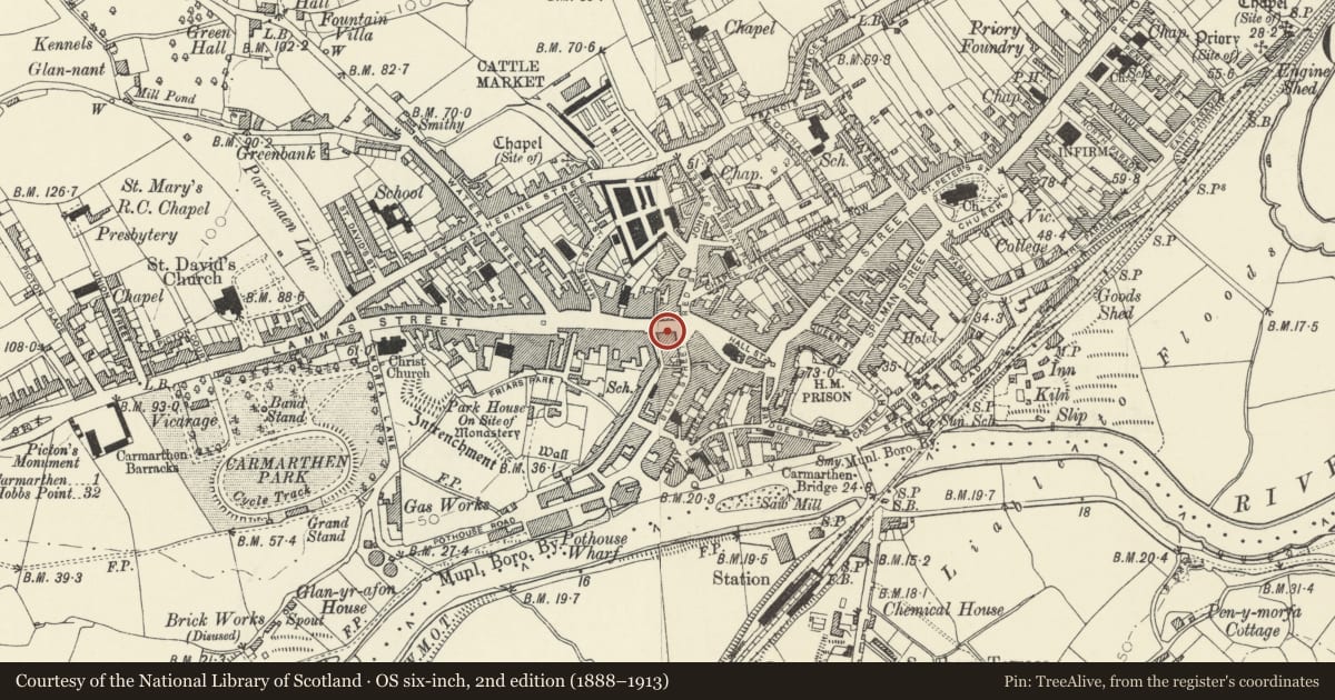 Ordnance Survey six-inch map, 2nd edition (1888–1913) covering the location of 8-9, Carmarthen, Carmarthenshire, with a pin at the register's coordinates