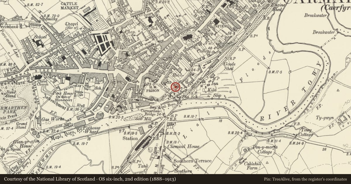 Ordnance Survey six-inch map, 2nd edition (1888–1913) covering the location of Sections of Medieval Town Wall, Carmarthen, Carmarthenshire, with a pin at the register's coordinates