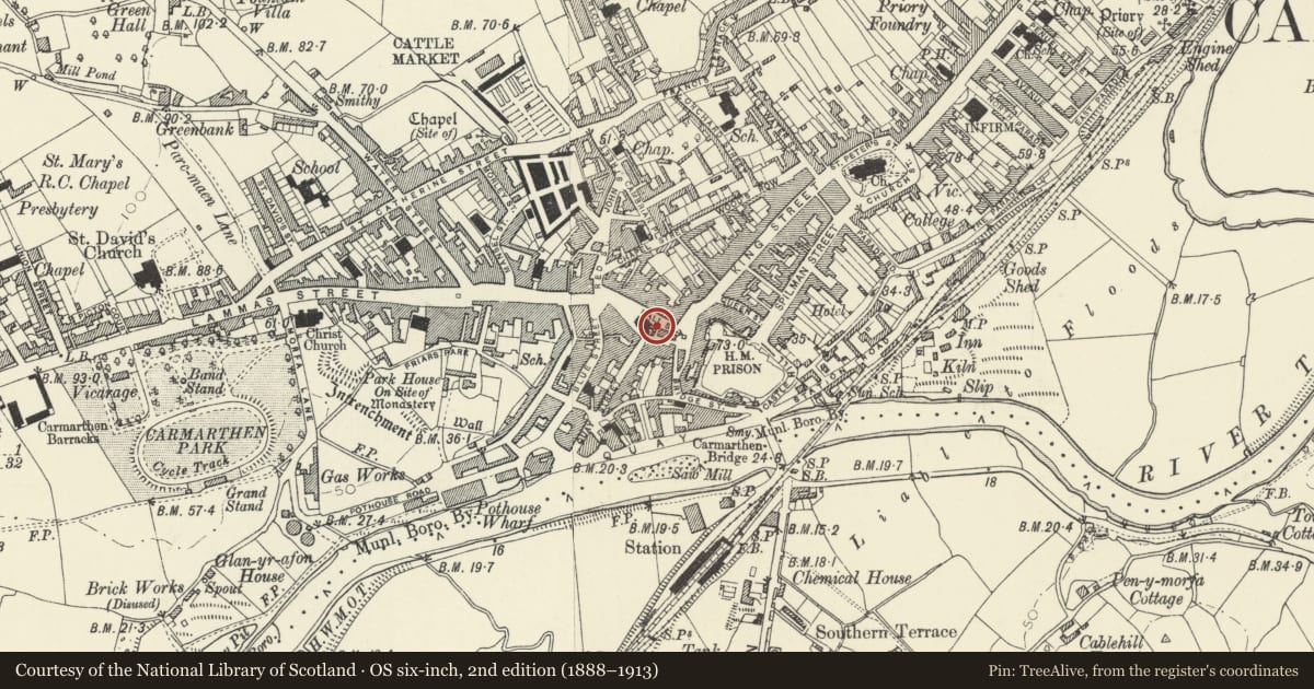 Ordnance Survey six-inch map, 2nd edition (1888–1913) covering the location of 8 Hall Street, Carmarthen, Carmarthenshire, with a pin at the register's coordinates