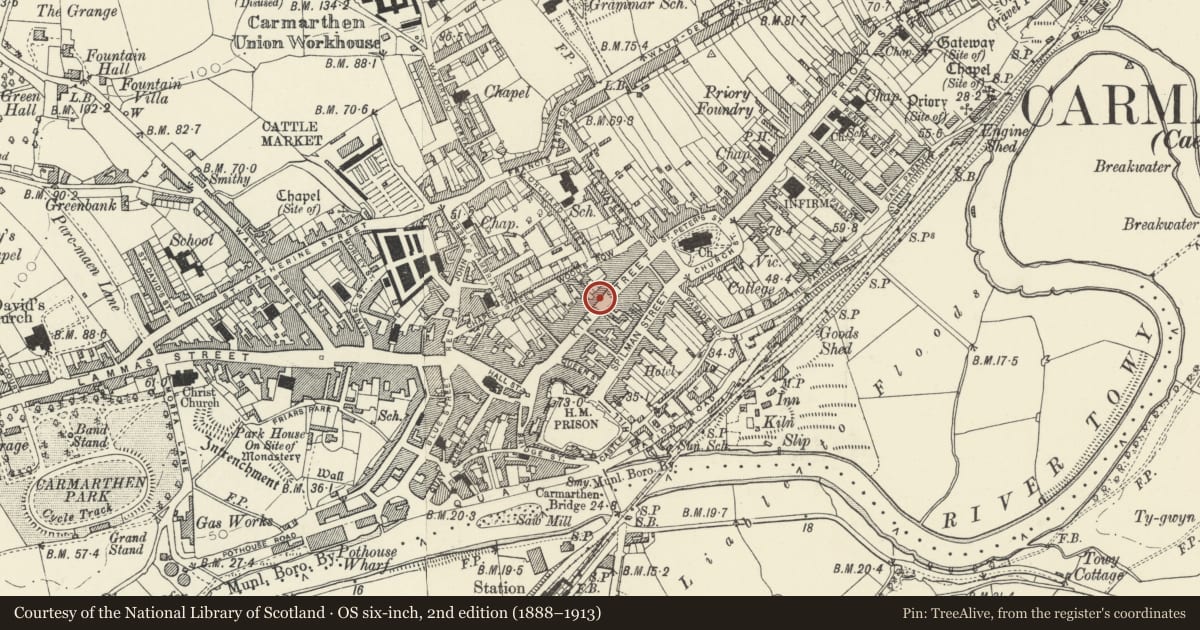 Ordnance Survey six-inch map, 2nd edition (1888–1913) covering the location of 45-5a King Street, Carmarthen, Carmarthenshire, with a pin at the register's coordinates