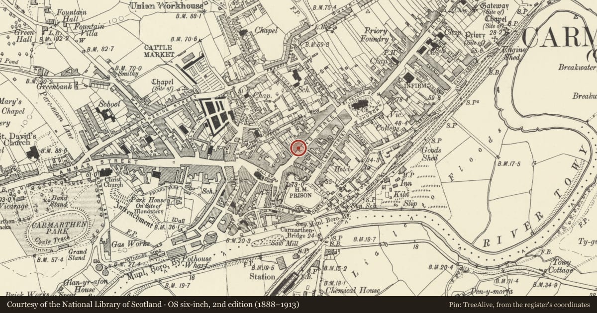 Ordnance Survey six-inch map, 2nd edition (1888–1913) covering the location of 53-3a King Street, Carmarthen, Carmarthenshire, with a pin at the register's coordinates