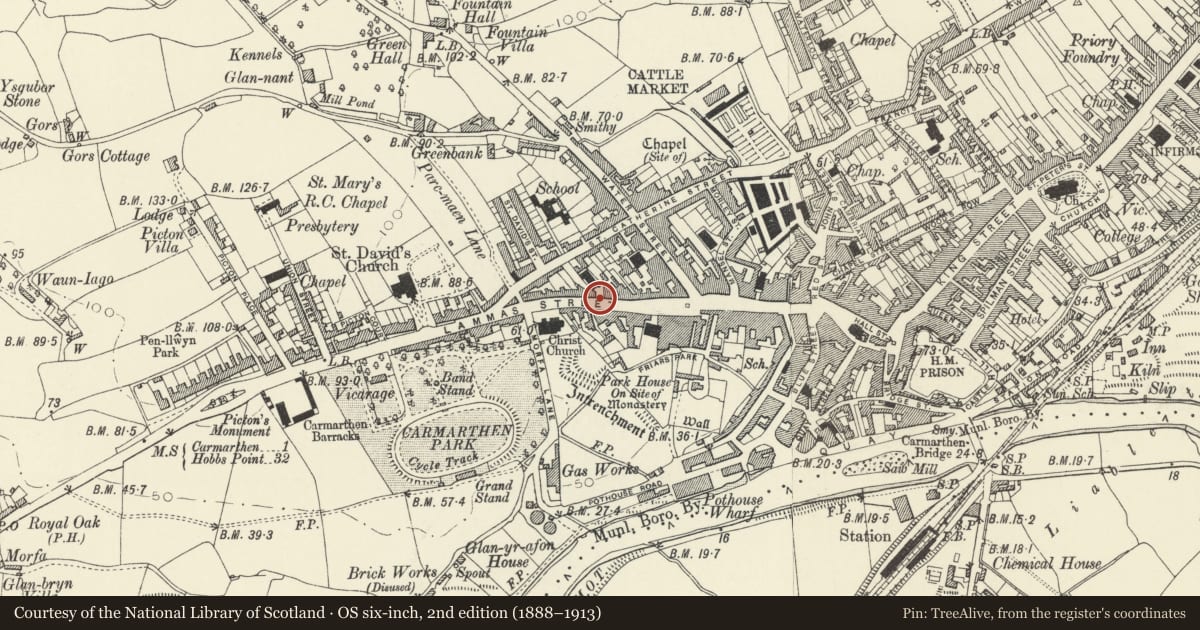 Ordnance Survey six-inch map, 2nd edition (1888–1913) covering the location of Forecourt walls, rails, gates and gateposts to English Congregational Church, Carmarthen, Carmarthenshire, with a pin at the register's coordinates