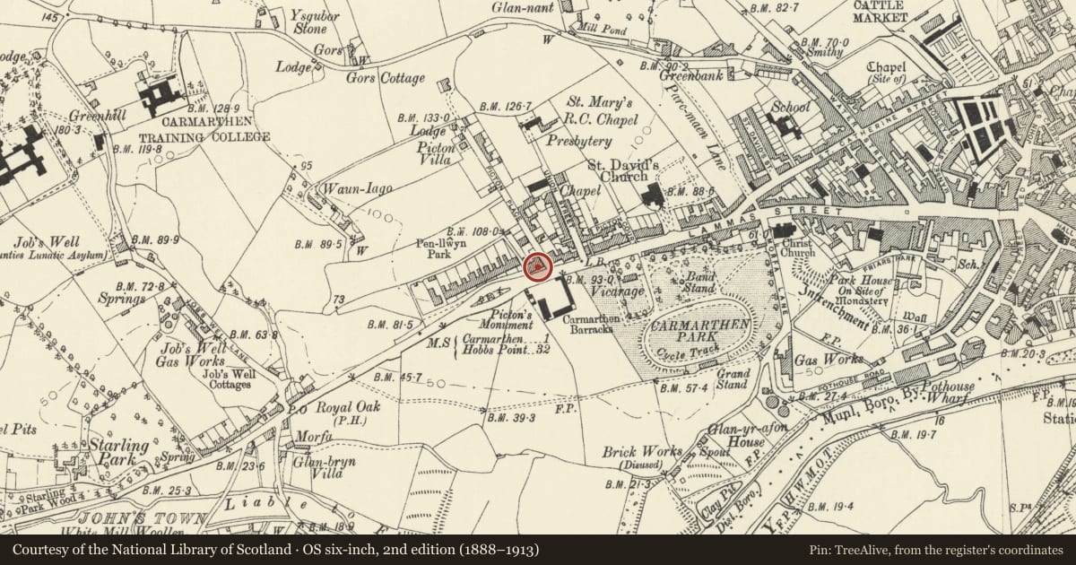 Ordnance Survey six-inch map, 2nd edition (1888–1913) covering the location of No 28 including railings, Carmarthen, Carmarthenshire, with a pin at the register's coordinates