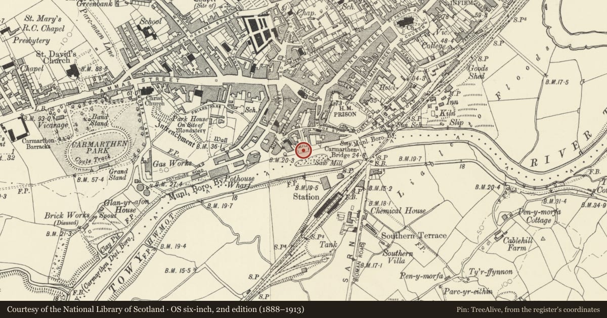 Ordnance Survey six-inch map, 2nd edition (1888–1913) covering the location of Quay wall and bollards, Carmarthen, Carmarthenshire, with a pin at the register's coordinates