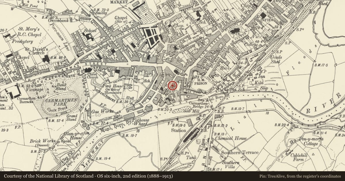 Ordnance Survey six-inch map, 2nd edition (1888–1913) covering the location of 7 Quay Street, Carmarthen, Carmarthenshire, with a pin at the register's coordinates