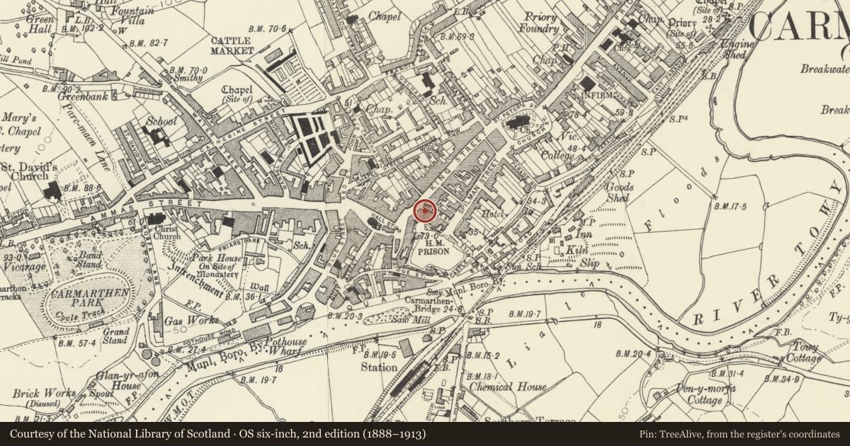 Ordnance Survey six-inch map, 2nd edition (1888–1913) covering the location of The Queen's Hotel, Carmarthen, Carmarthenshire, with a pin at the register's coordinates