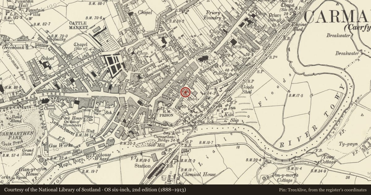 Ordnance Survey six-inch map, 2nd edition (1888–1913) covering the location of 9 Spilman Street, Carmarthen, Carmarthenshire, with a pin at the register's coordinates