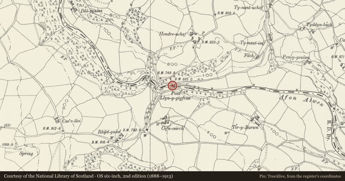 Ordnance Survey six-inch map, 2nd edition (1888–1913) covering the location of Pont Llyn Gigfran (partly in Llanfihangel Glyn Myfyr Community), Betws Gwerfil Goch, Denbighshire, with a pin at the register's coordinates