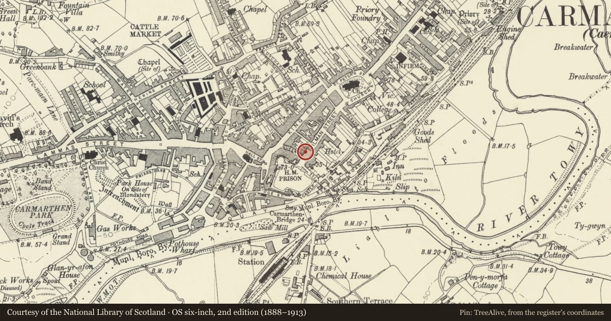 Ordnance Survey six-inch map, 2nd edition (1888–1913) covering the location of 42 Spilman Street, Carmarthen, Carmarthenshire, with a pin at the register's coordinates