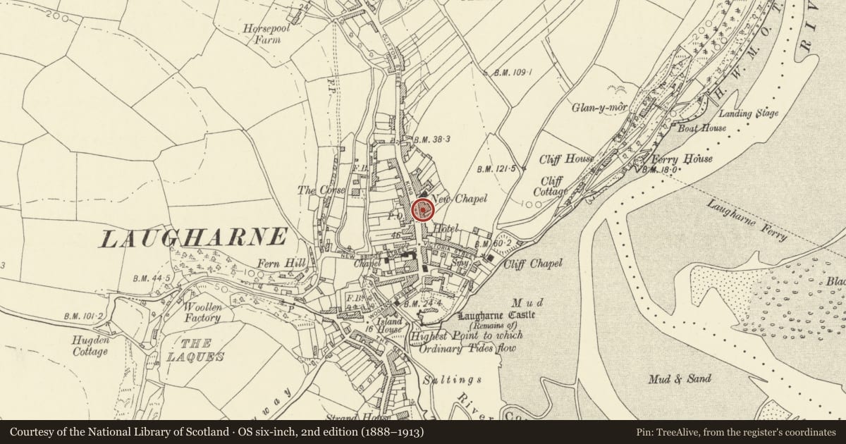 Ordnance Survey six-inch map, 2nd edition (1888–1913) covering the location of Exeter House including Oriel Evans Bokshop, Laugharne Township, Carmarthenshire, with a pin at the register's coordinates