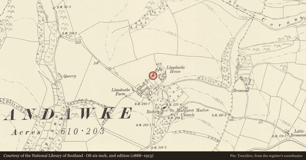Ordnance Survey six-inch map, 2nd edition (1888–1913) covering the location of Llandawke, Laugharne Township, Carmarthenshire, with a pin at the register's coordinates