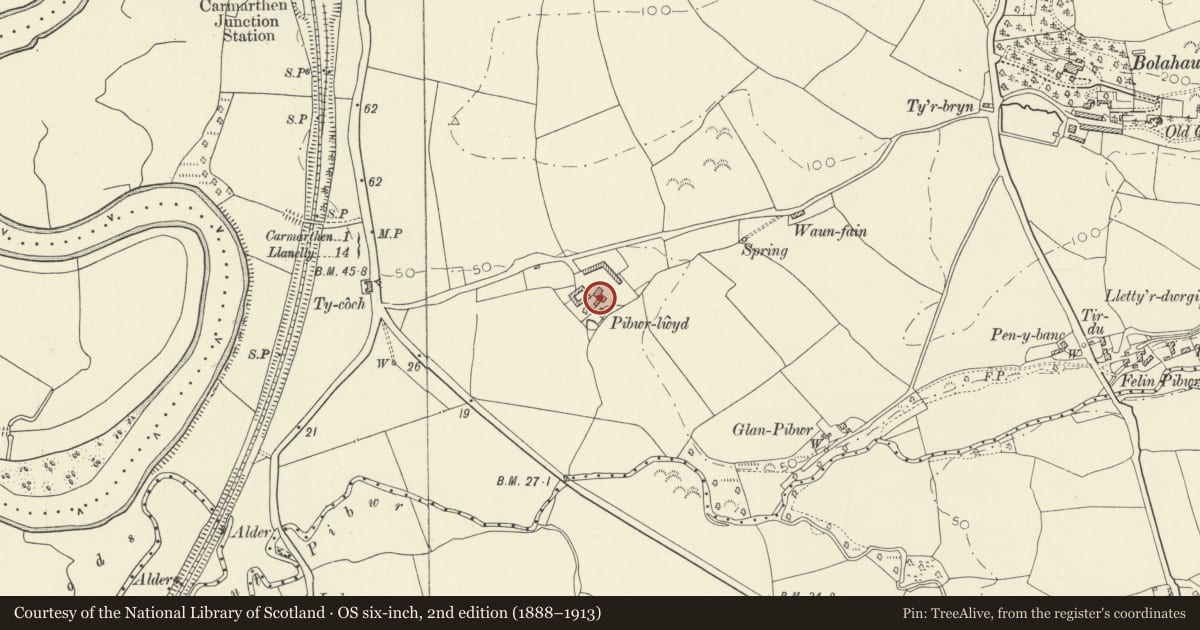 Ordnance Survey six-inch map, 2nd edition (1888–1913) covering the location of Pibwr Lwyd Farmhouse, Llangunnor, Carmarthenshire, with a pin at the register's coordinates