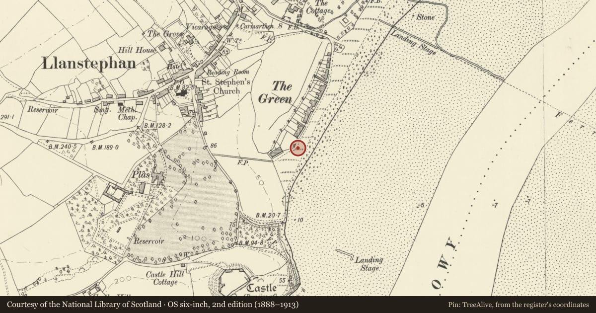 Ordnance Survey six-inch map, 2nd edition (1888–1913) covering the location of Telephone Call-box, Llansteffan, Carmarthenshire, with a pin at the register's coordinates