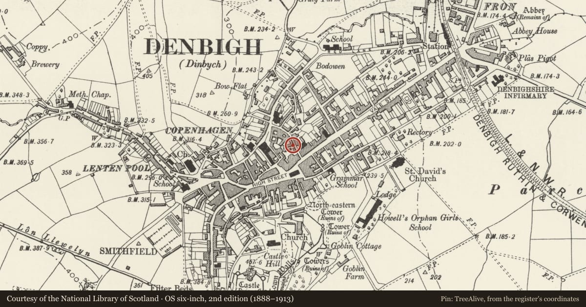 Ordnance Survey six-inch map, 2nd edition (1888–1913) covering the location of Tan-y-Graig, including forecourt balustrade, Denbigh, Denbighshire, with a pin at the register's coordinates