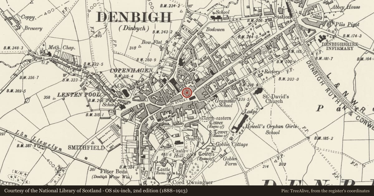 Ordnance Survey six-inch map, 2nd edition (1888–1913) covering the location of Crown Hotel, Denbigh, Denbighshire, with a pin at the register's coordinates