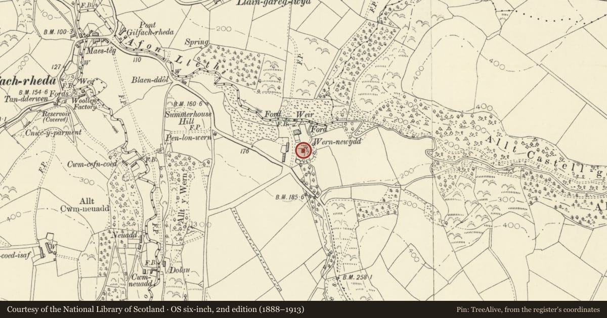 Ordnance Survey six-inch map, 2nd edition (1888–1913) covering the location of Barn at Plas y Wern, Llanarth, Ceredigion, with a pin at the register's coordinates