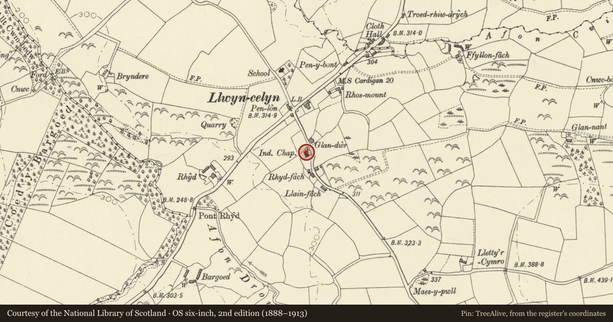 Ordnance Survey six-inch map, 2nd edition (1888–1913) covering the location of Vestry attached to left of Llwyncelyn Independent Chapel, Henfynyw, Ceredigion, with a pin at the register's coordinates