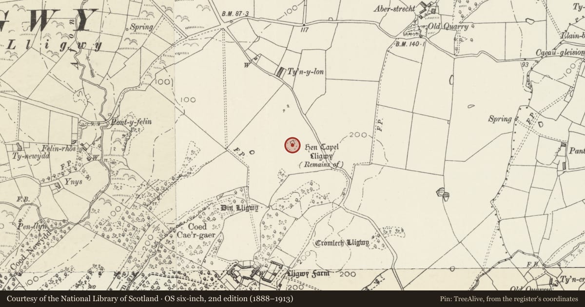 Ordnance Survey six-inch map, 2nd edition (1888–1913) covering the location of Capel Llugwy, Moelfre, Isle of Anglesey, with a pin at the register's coordinates