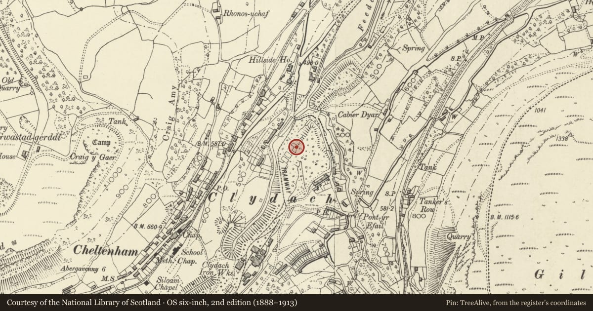 Ordnance Survey six-inch map, 2nd edition (1888–1913) covering the location of Clydach Ironworks (remains) and Smart's Bridge, Llanelly, Monmouthshire, with a pin at the register's coordinates