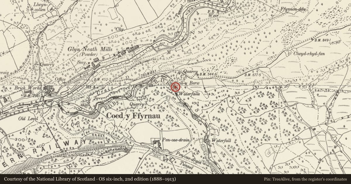 Ordnance Survey six-inch map, 2nd edition (1888–1913) covering the location of Dinas Silica Mine, Hirwaun, Rhondda Cynon Taff, with a pin at the register's coordinates