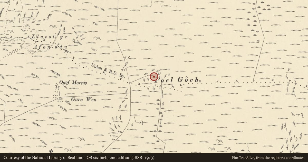 Ordnance Survey six-inch map, 2nd edition (1888–1913) covering the location of Foel Goch Round Cairn, Ysgubor-y-Coed, Ceredigion, with a pin at the register's coordinates