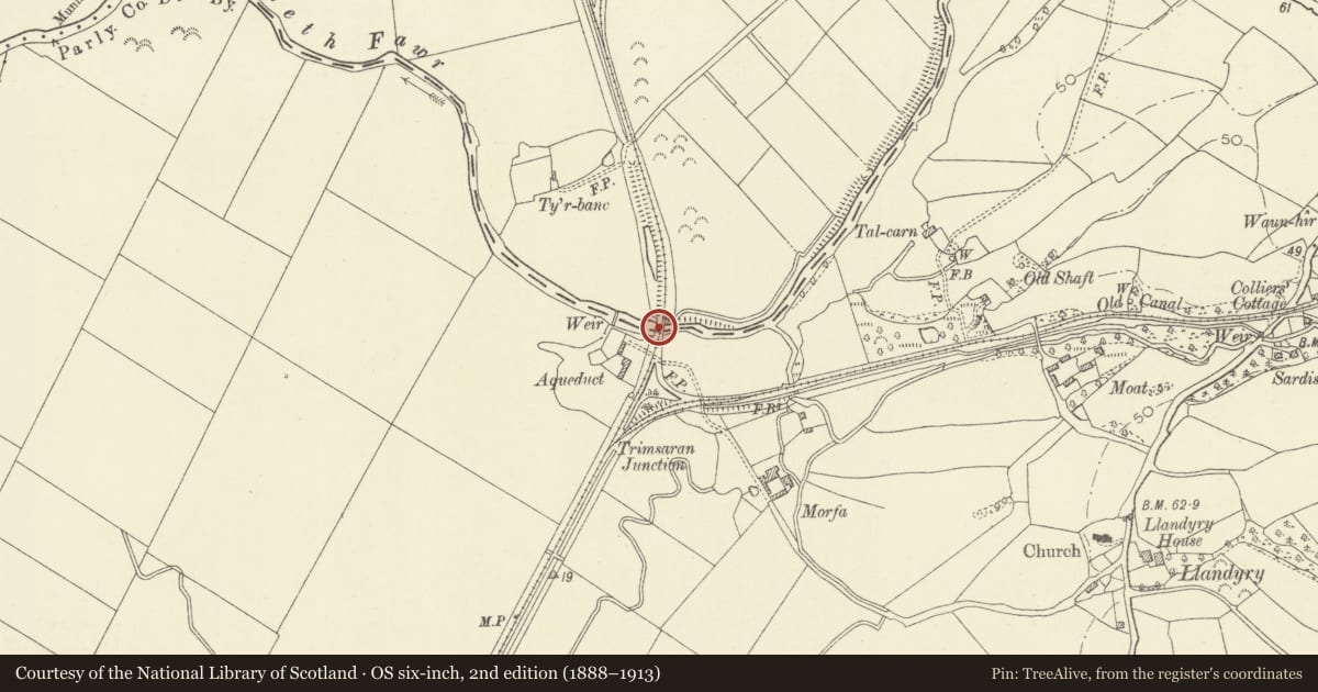 Ordnance Survey six-inch map, 2nd edition (1888–1913) covering the location of Glanstony Aqueduct, Trimsaran, Carmarthenshire, with a pin at the register's coordinates