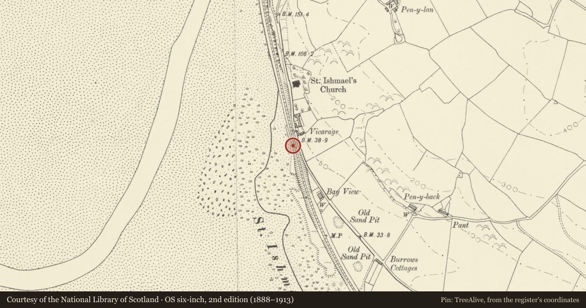 Ordnance Survey six-inch map, 2nd edition (1888–1913) covering the location of St Ishmael's Scar Beach Defence Gun House, St. Ishmael, Carmarthenshire, with a pin at the register's coordinates