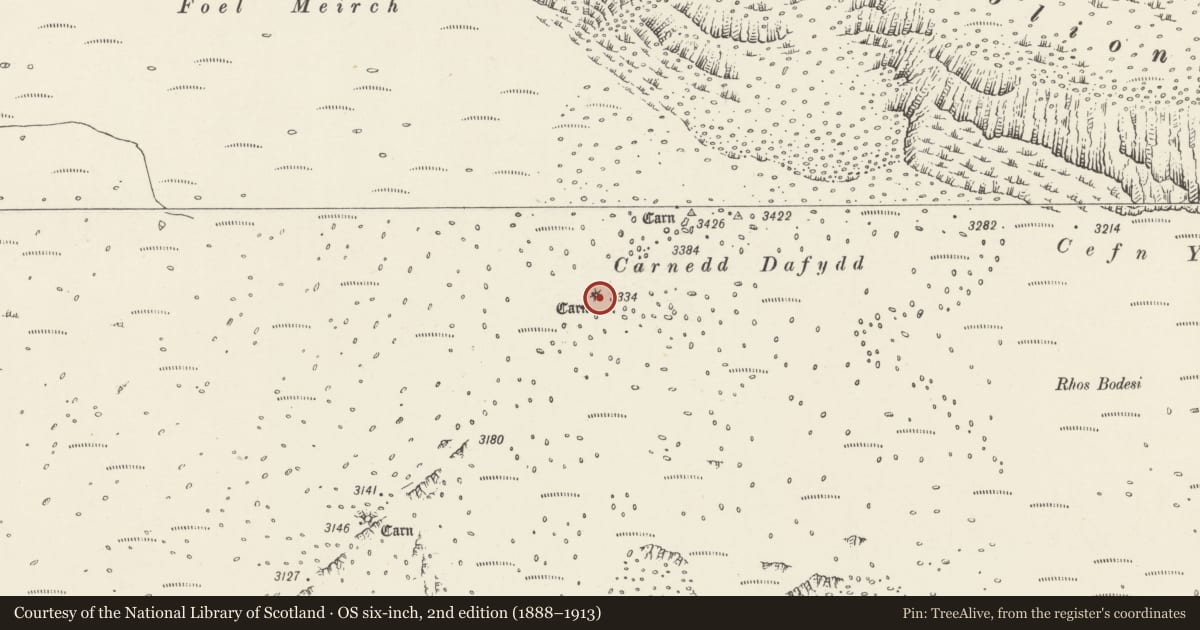 Ordnance Survey six-inch map, 2nd edition (1888–1913) covering the location of Round Cairn, Llanllechid, Gwynedd, with a pin at the register's coordinates