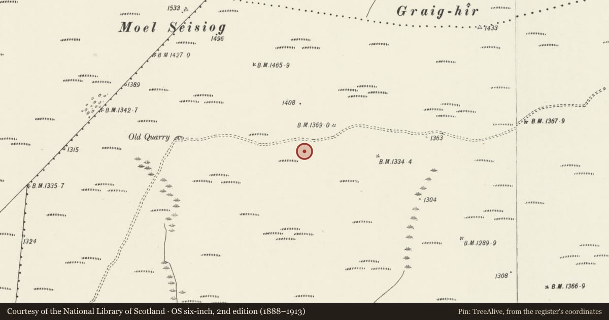 Ordnance Survey six-inch map, 2nd edition (1888–1913) covering the location of Round Cairn 500m SE of Moel Seisiog, Pentrefoelas, Conwy, with a pin at the register's coordinates
