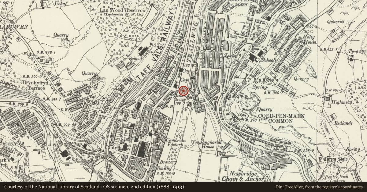 Ordnance Survey six-inch map, 2nd edition (1888–1913) covering the location of Pontypridd Bridge, Rhondda Cynon Taff, with a pin at the register's coordinates
