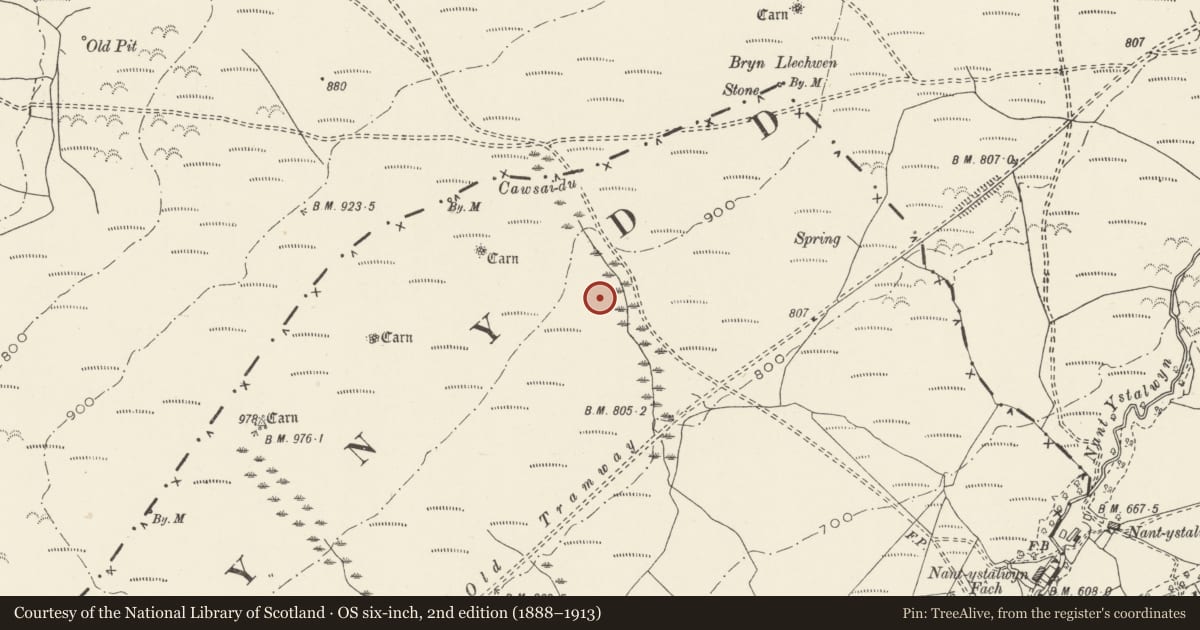 Ordnance Survey six-inch map, 2nd edition (1888–1913) covering the location of Tramroad at Ystradgynlais, Tawe-Uchaf, Powys, with a pin at the register's coordinates
