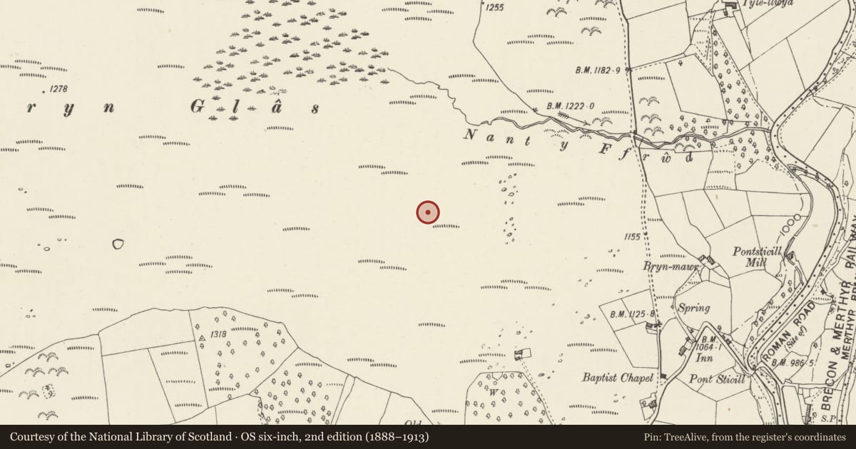 Ordnance Survey six-inch map, 2nd edition (1888–1913) covering the location of Garn Pontsticill ring cairn, Vaynor, Merthyr Tydfil, with a pin at the register's coordinates