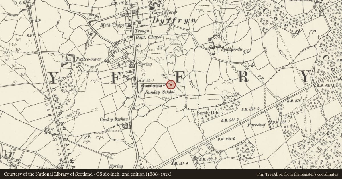Ordnance Survey six-inch map, 2nd edition (1888–1913) covering the location of Dyffryn Ardudwy Chambered Tomb, Gwynedd, with a pin at the register's coordinates