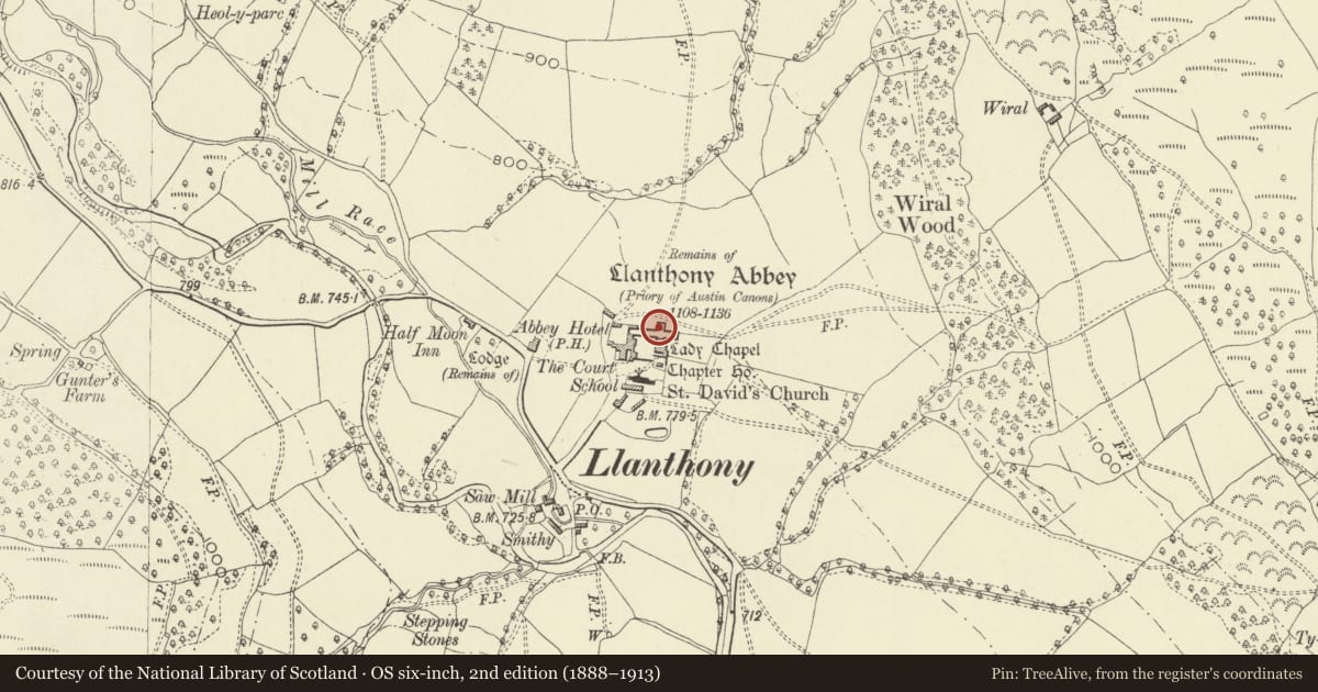 Ordnance Survey six-inch map, 2nd edition (1888–1913) covering the location of Llanthony Priory, Crucorney, Monmouthshire, with a pin at the register's coordinates