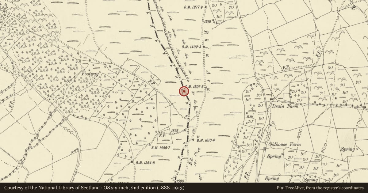 Ordnance Survey six-inch map, 2nd edition (1888–1913) covering the location of Rhiw Arw cairn, Crucorney, Monmouthshire, with a pin at the register's coordinates