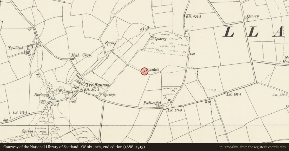 Ordnance Survey six-inch map, 2nd edition (1888–1913) covering the location of Tre-Ffynnon Burial Chamber, Brawdy, Pembrokeshire, with a pin at the register's coordinates