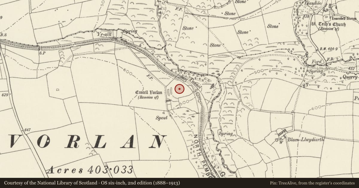 Ordnance Survey six-inch map, 2nd edition (1888–1913) covering the location of Castell Vorlan, Maenclochog, Pembrokeshire, with a pin at the register's coordinates