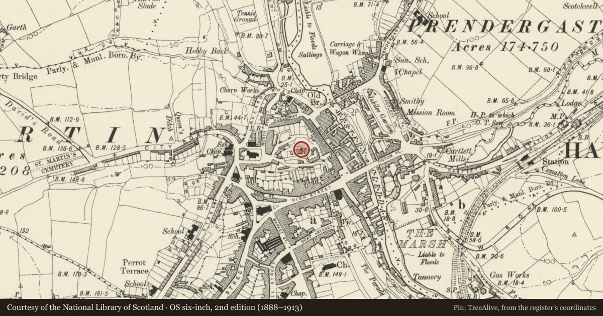 Ordnance Survey six-inch map, 2nd edition (1888–1913) covering the location of Haverfordwest Castle, Pembrokeshire, with a pin at the register's coordinates
