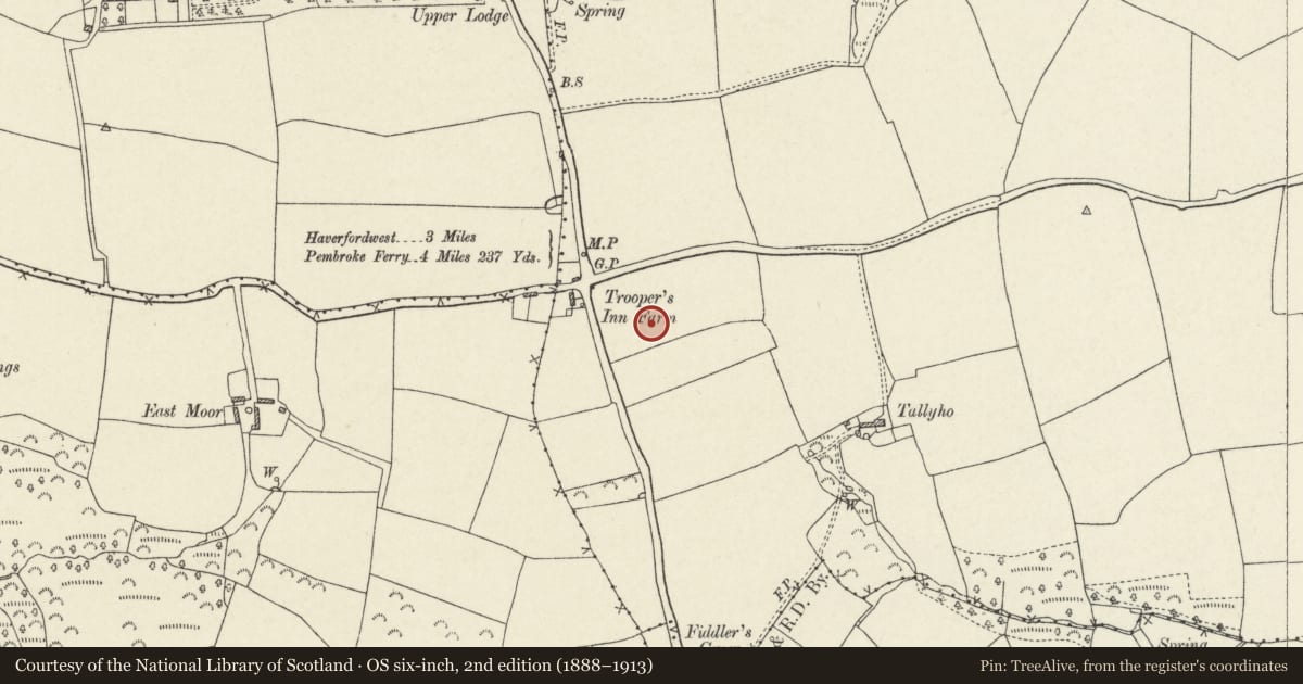 Ordnance Survey six-inch map, 2nd edition (1888–1913) covering the location of Round Barrow 300m NW of Tallyho, Llangwm, Pembrokeshire, with a pin at the register's coordinates