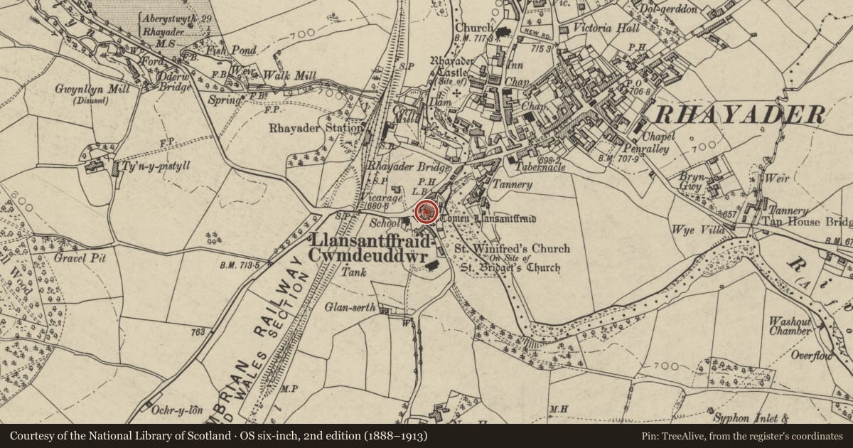 Ordnance Survey six-inch map, 2nd edition (1888–1913) covering the location of Tomen Llansantffraid, Rhayader, Powys, with a pin at the register's coordinates